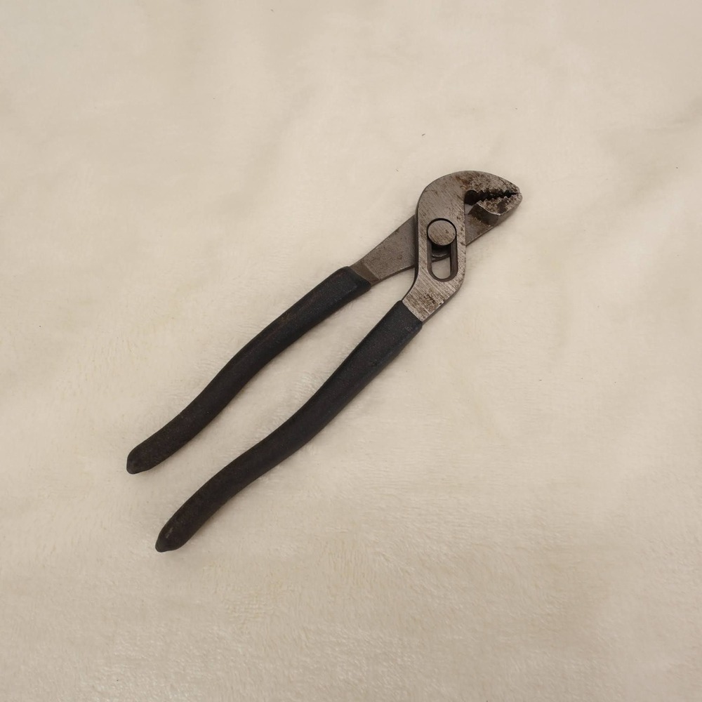 Craftsman 45385 9 Inch Arc Joint Pliers USA Made Black Grips Slip Joint